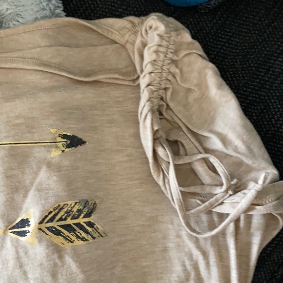 SJS Top - Picture 5 of 7